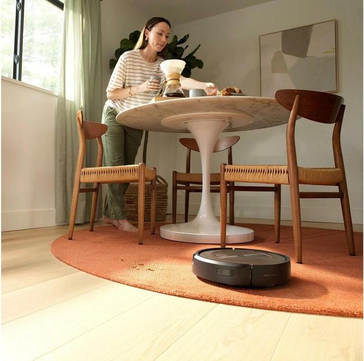 Actual product image iRobot Roomba j9+ (Robot vacuum)