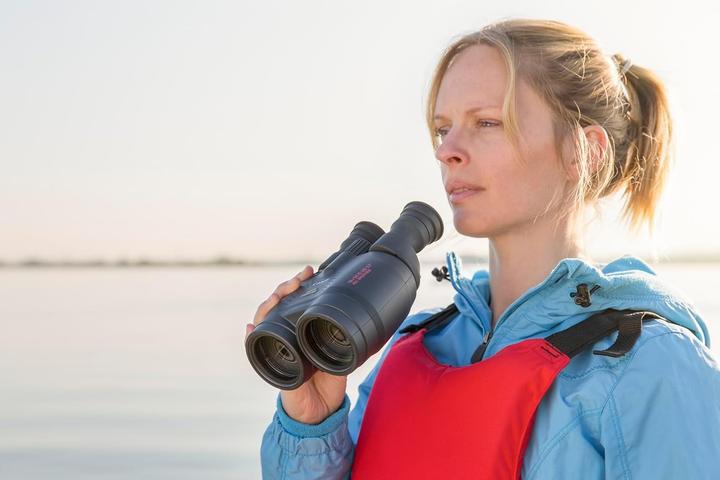 Actual product image Canon 18x50 IS AW (18 x, 50 mm)