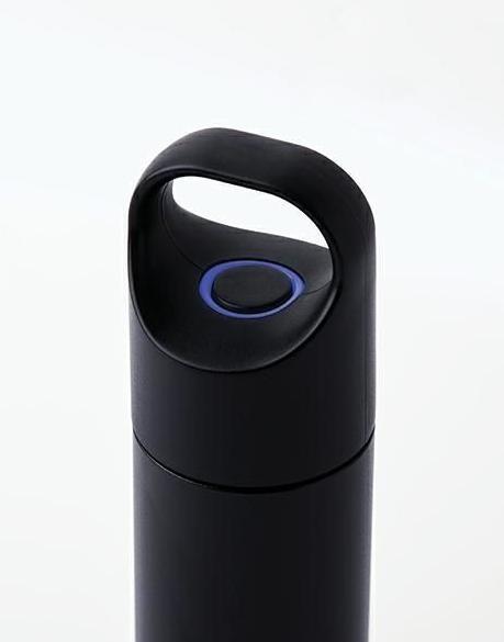 Actual product image Lexon Nomaday UV Straw Słomka wielokrotnego użytku z funkcją dezynfekcji UV czarny/black LL147N