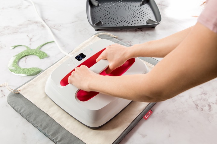 Actual product image Cricut EasyPress 16 Mat