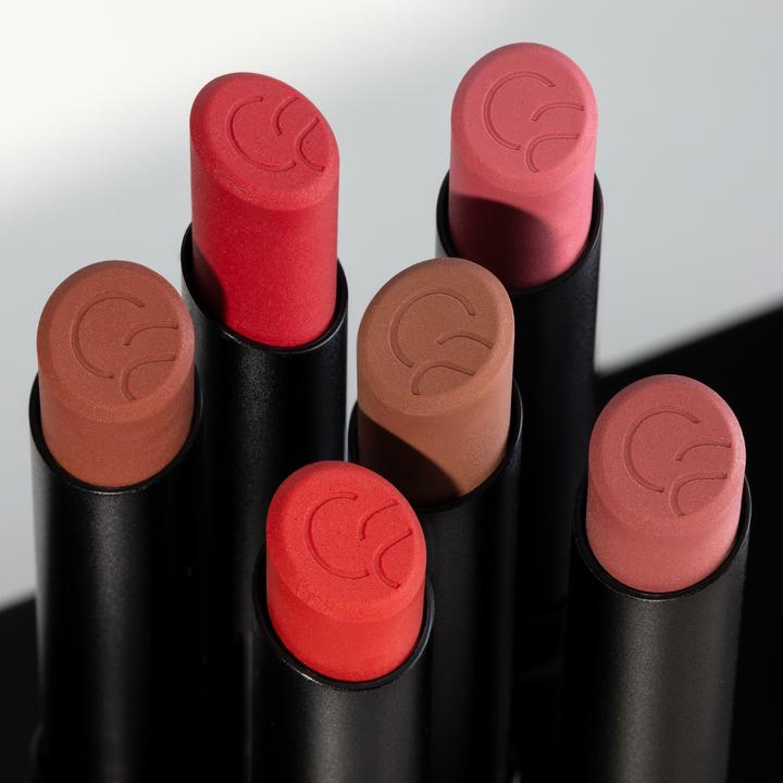 Actual product image Catrice Blur-Real Matte Lipstick (Red)