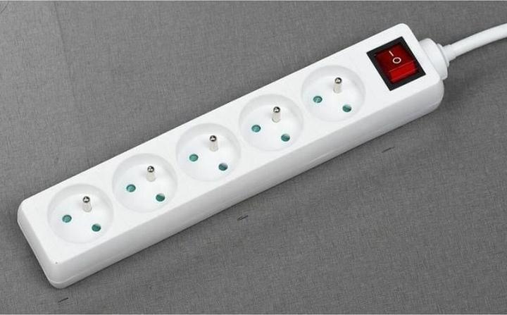 Produktbild GAO Steckerleiste mit 5 Steckdosen und Schalter (1,4 m) (5x, Typ 23, 1.40 m)