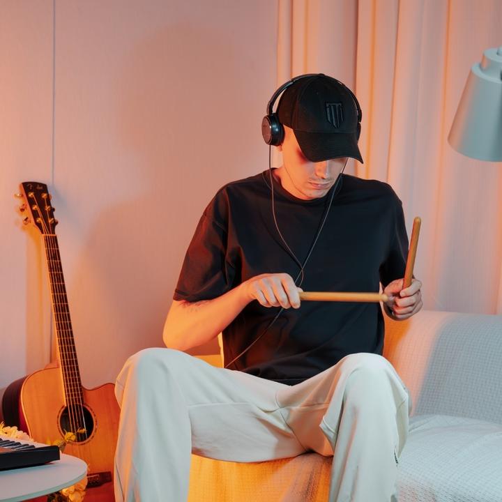 Immagine prodotto INE Portable electronic drum kit AeroBand PocketDrum 2 Max brown (E-drum)