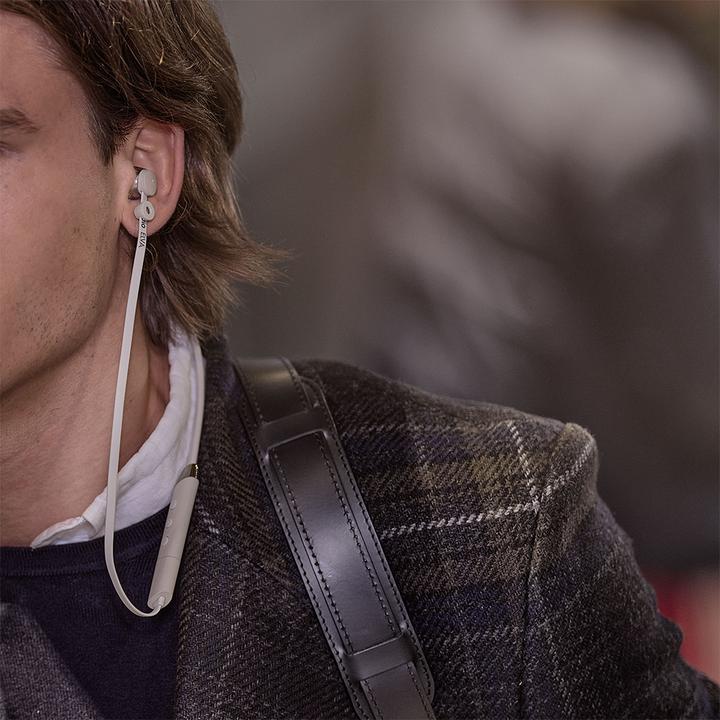 Actual product image Sudio Elva (ANC, 10 h, Wireless)