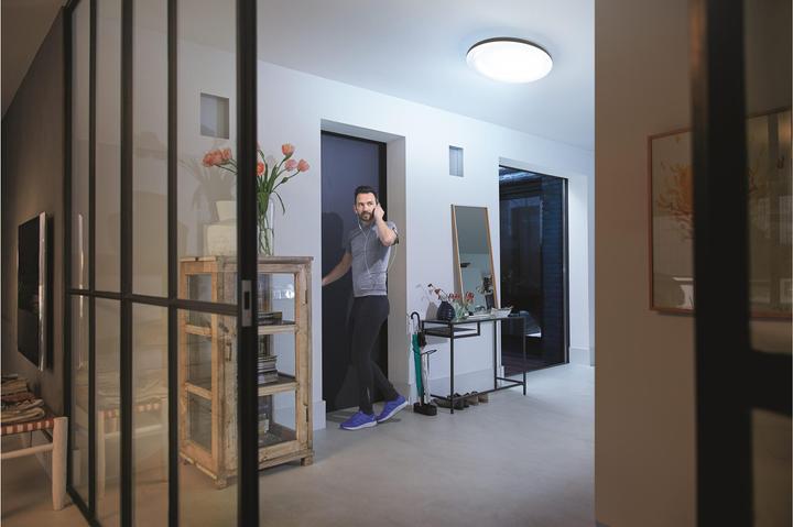 Image du produit Philips Hue Cher Base BT (3000 lm)