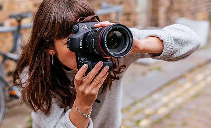 Produktbild Canon EOS 6D Mark II (26.20 Mpx, Vollformat)