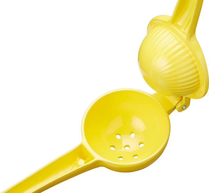 Actual product image Kitchen Craft Lemon squeezer
