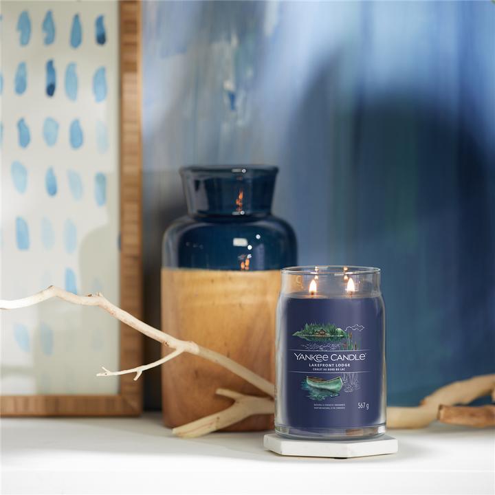 Produktbild Yankee Candle Duftkerze Lakefront Lodge Signature Large Jar