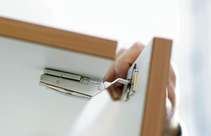 Produktbild Blum CLIP top-Zwischenscharnier für Hochfaltklappe AVENTOS HF / SERVO-