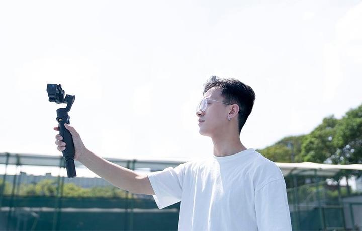 Actual product image Hohem iSteady Pro 4 (Action camera, 0.15 kg)