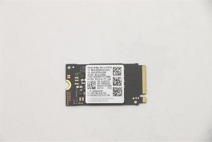 Produktbild Lenovo SSD 256GB M.2 PCIe 2242 (256 GB, M.2 2242)