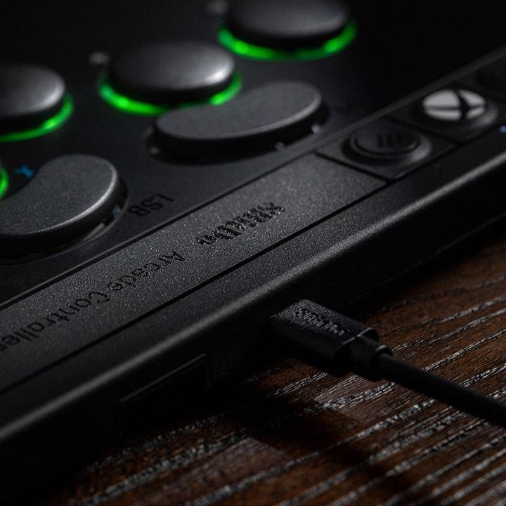 Produktbild 8bitdo Arcade Controller (Windows, Xbox One S, Xbox One X, Xbox Series S, Xbox Series X)