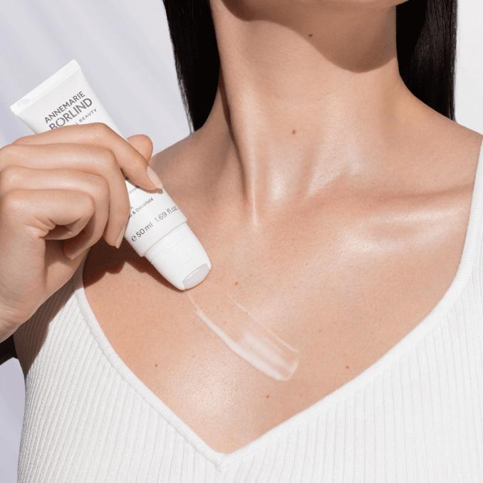 Actual product image Annemarie Börlind Serum Natu Collagen Boost for Neck & Décolleté 50 ml (50 ml)