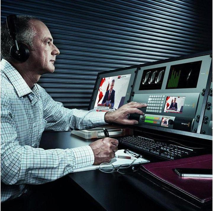 Produktbild Blackmagic ATEM 2 M/E Production Studio 4K (Digital -> Digital)