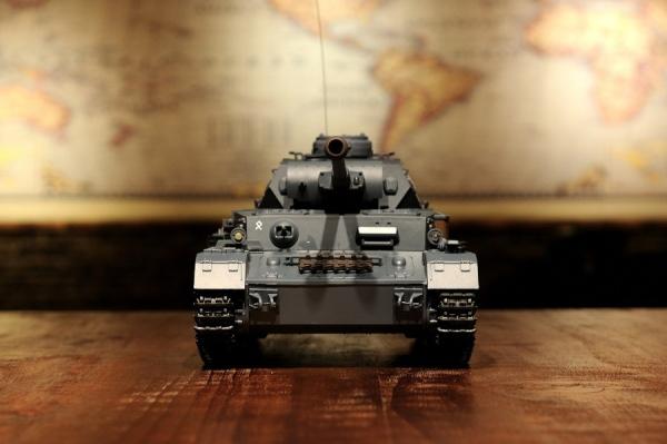 Image du produit Es-toys RC char de combat IV Ausf.F-2 (RTR Prêt à fonctionner)