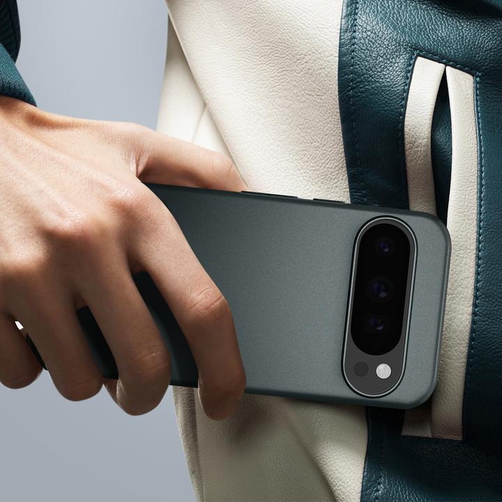 Actual product image Spigen Thin Fit (Google Pixel 9, Realme 9 Pro+)