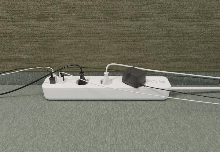 Actual product image Tesla Smart Power Strip 3 + 4 USB (3 x, CEE 7/5)