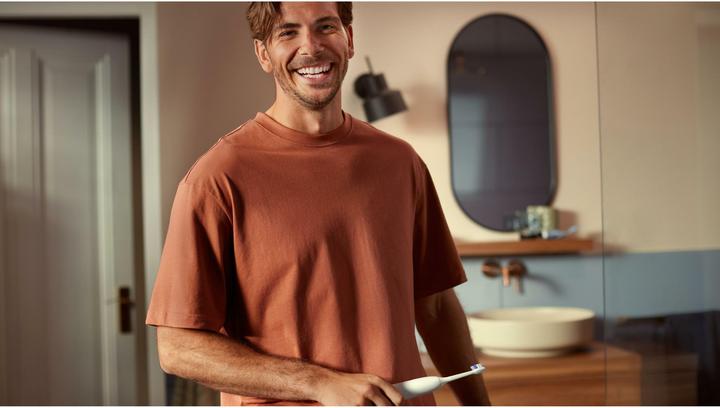 Actual product image Philips Sonicare Series 6500