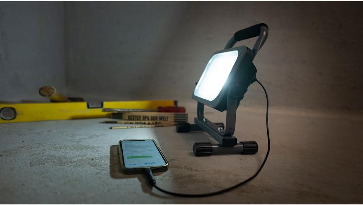 Actual product image Steffen WORKLIGHT LED rechargeable spotlight 30W with carrying handle and stand, grey (3300 lm)