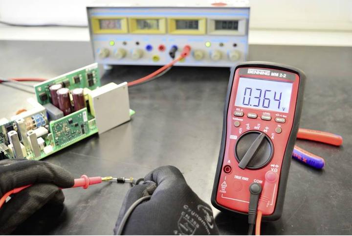 Actual product image Benning BENN Digital Multimeter (CAT II 1000V, CAT III 600V, CAT IV 300V)