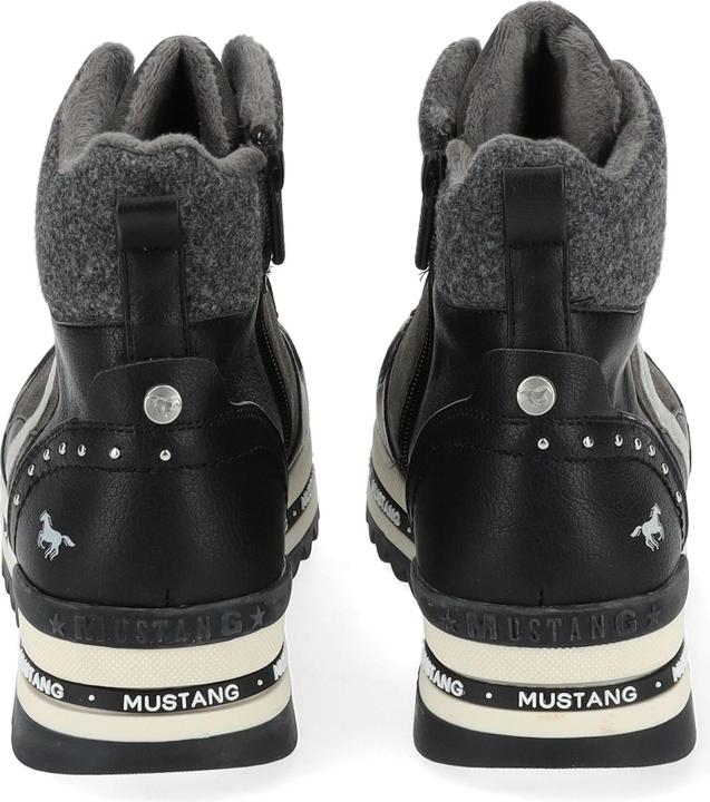 Actual product image Mustang Stiefelette (40)