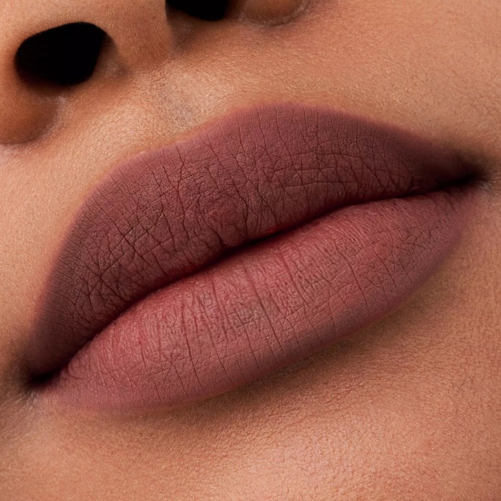 Actual product image Catrice Plumping Lip Liner Mainhattan (069)