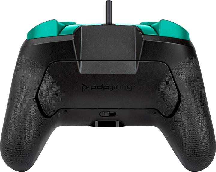 Actual product image PDP Faceoff Deluxe + Audio Animal Crossing (Switch, Switch Lite, Switch OLED)