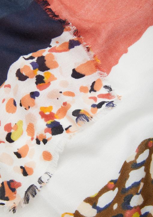 Actual product image s.Oliver Schal Schal mit Alloverprint