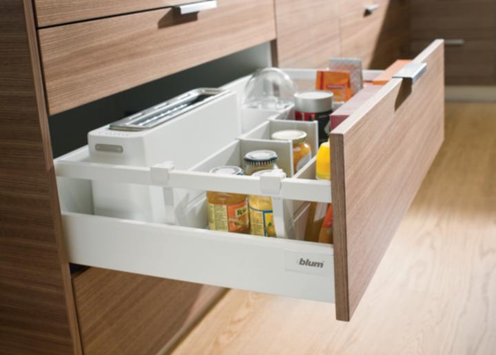 Actual product image Blum Longitudinal railing for front pull-out TANDEMBOX antaro, silk white