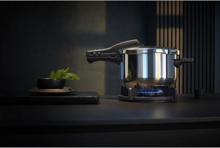 Actual product image WMF Pressure Frying Pan 3l Pressure Cooker without Lid Perfect Induction Stainless Steel (22 cm, Steam cooker, Stainless steel)