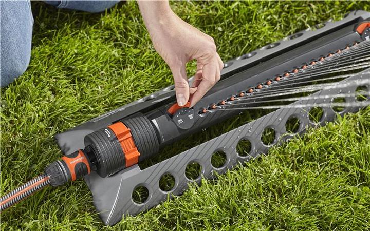 Produktbild Gardena Aquazoom 350/2 (Viereckregner)