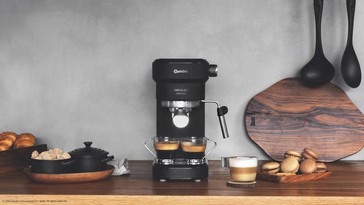Actual product image Cecotec Cafelizzia 790