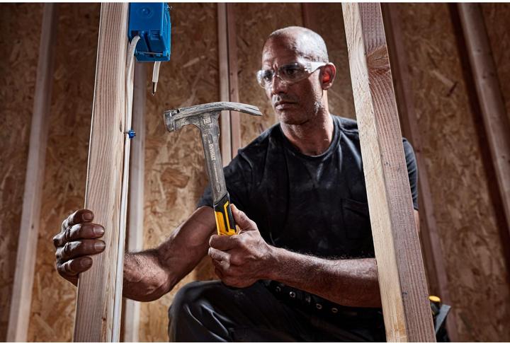 Actual product image DeWalt XP Claw Hammer 340g (340 g)