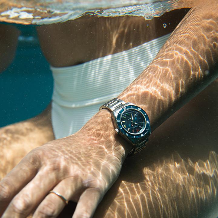Image du produit Alpina Watch Alpine Comtesse Quartz Rainbow Édition limitée (Horloge analogique, 37 mm)