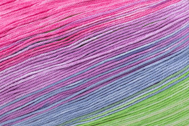 Actual product image Gründl Cotton Quick Batik, 100 g (260 m)