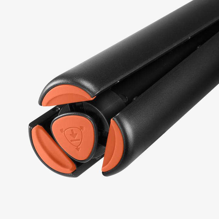 Actual product image Spigen Selfiestick S541W Bluetooth Tripod czarny