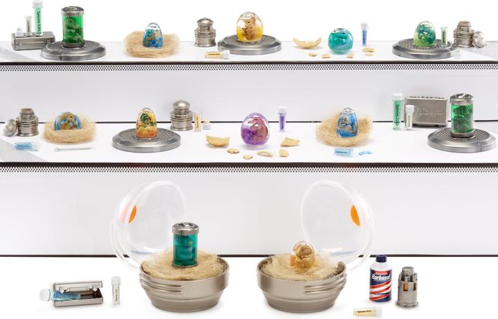 Actual product image MGA 's Miniverse - Make It Mini Dinosaurs (Jurassic World) in Sidekick