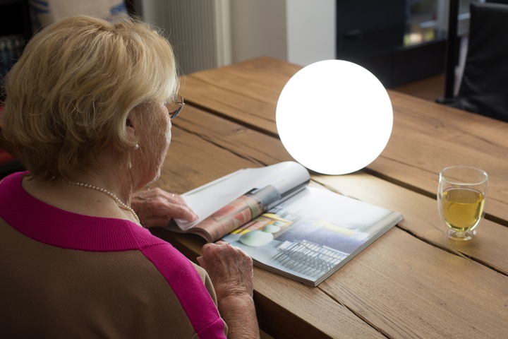 Productafbeelding Fysic FW-450 - Energielamp / Lichttherapielamp (10000 lx)