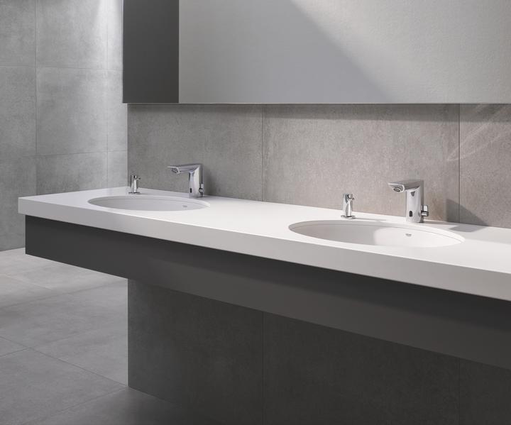 Actual product image Grohe Bau Cosmopolitan E infrared basin mixer with temperature control