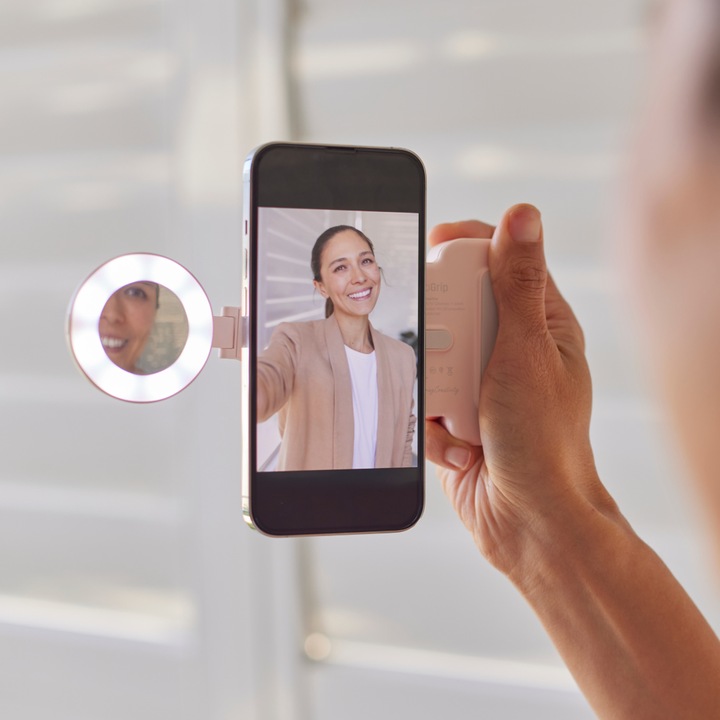 Actual product image ShiftCam SnapLight Light Blue