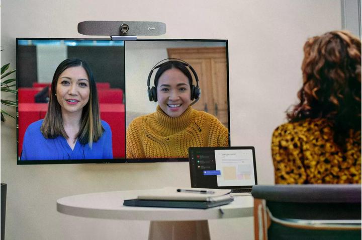 Actual product image Poly Plantronics Studio P15