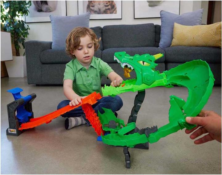 Produktbild Hot Wheels Monster Trucks Sharks vs. Dinos Dragon Destruction