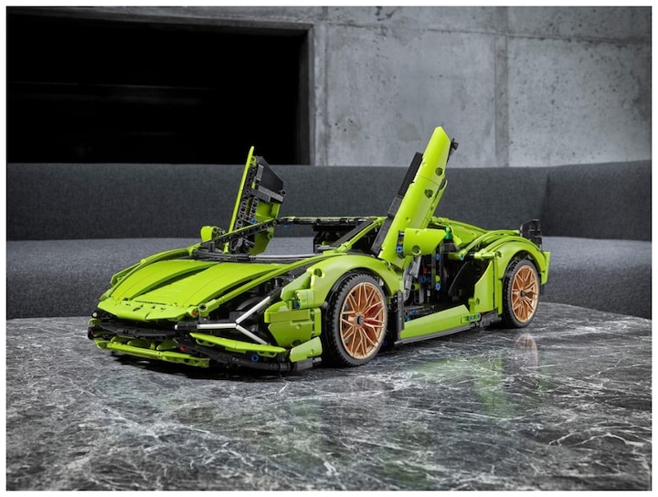 Actual product image LEGO Lamborghini Sián FKP 37 (42115, LEGO Technic, LEGO Rare Sets)