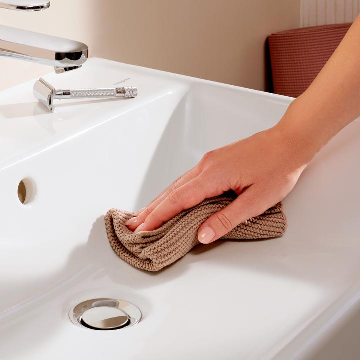 Actual product image hansgrohe Xanuia Q Compact washbasin, 1 tap hole, with overflow, 550x370mm, white (370 mm, 550 mm)