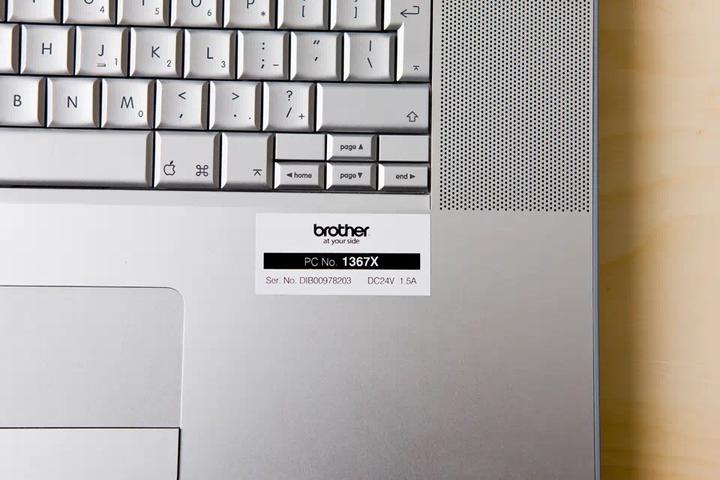 Actual product image Brother P-Touch Tape (2.40 cm, White)