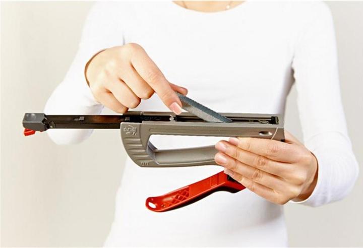 Actual product image Novus Hand tacker J-25