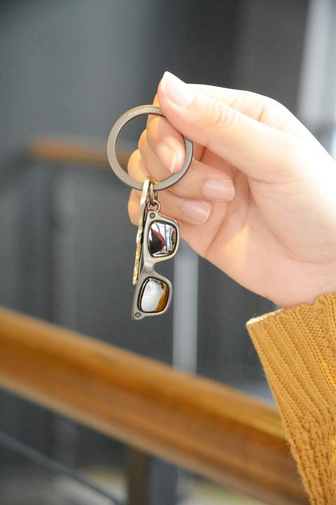 Actual product image Metalmorphose Keychain Sunglasses Black