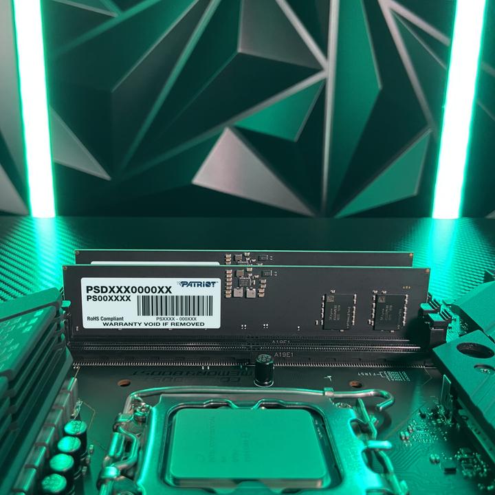 Productafbeelding Patriot D516GB 4800-40 Handtekening K2 PAT (PSD516G4800K) (2 x 8GB, 4800 MHz, DDR5 RAM, DIMM 288 pin)