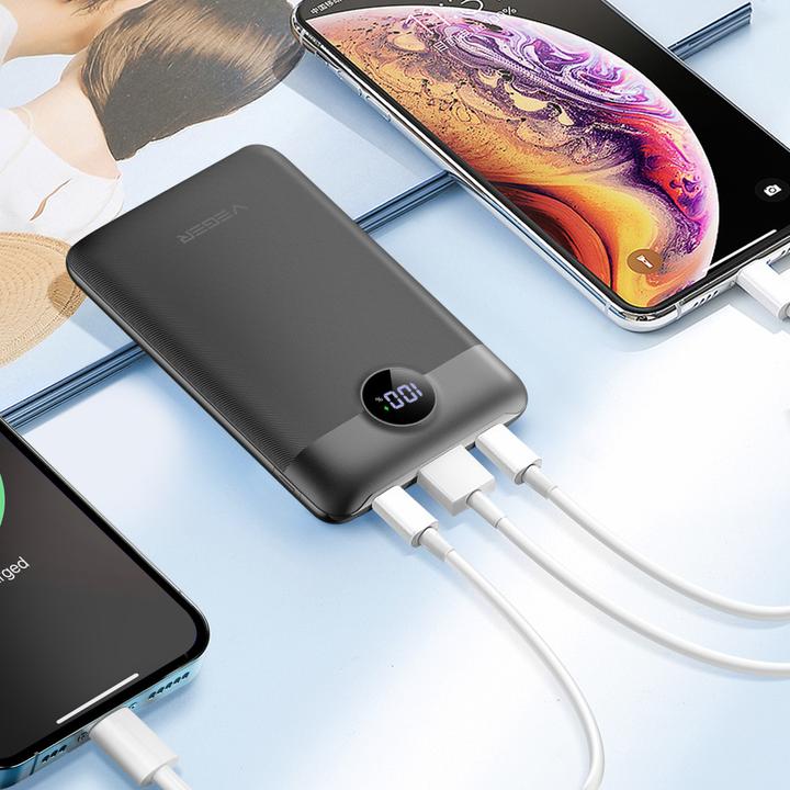 Actual product image Veger C11 VG-W1170 PowerBank 10000mAh smallest PD20W with cables bulit-in (10000 mAh, 22.50 W, 38.50 Wh)
