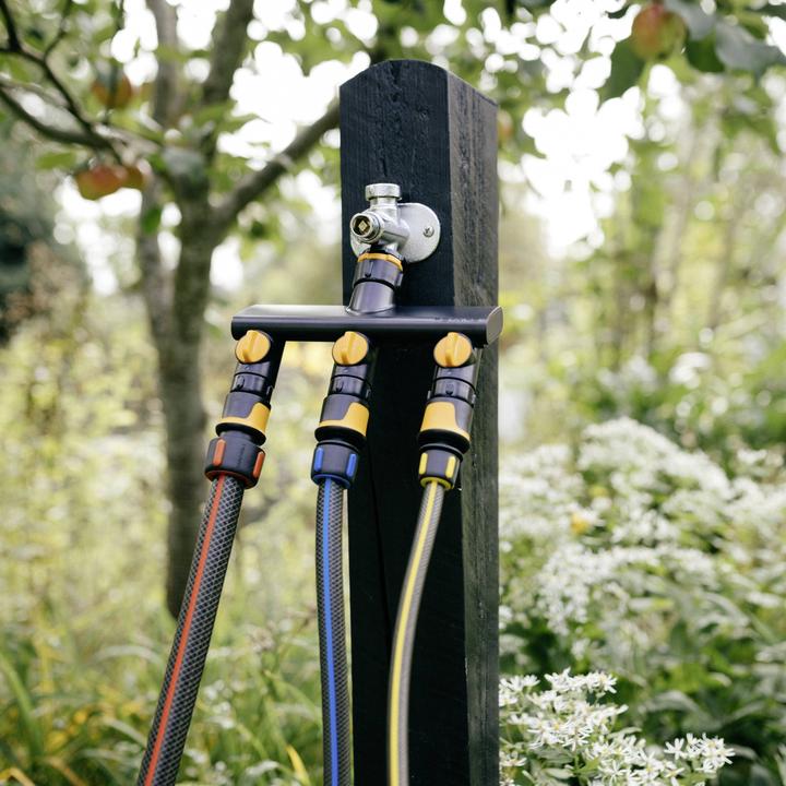 Actual product image Fiskars Rozdzielacz Potrójny Comfort On/Off (Tap connectors, 33.30 mm)